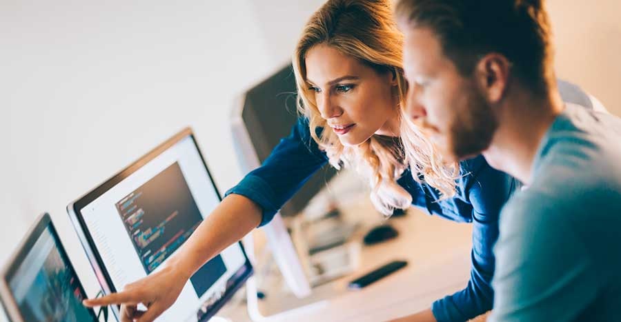 ИИ не справляется со всеми задачами: Компании начали нанимать ранее уволенных сотрудников