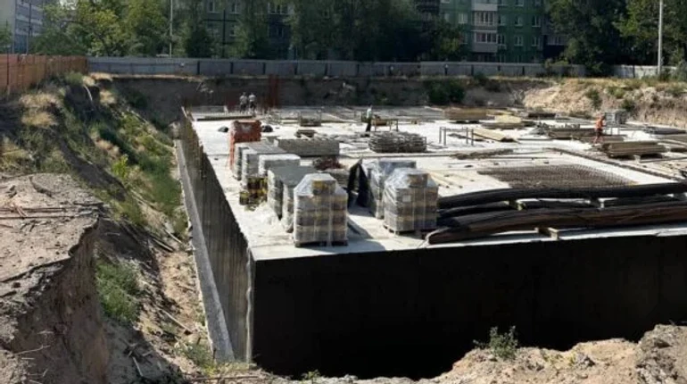 В Днепре достраивают подземную школу