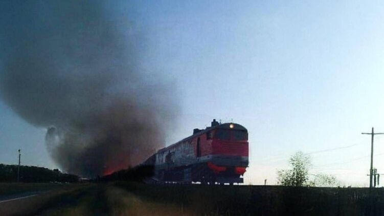 Силы спецопераций поразили российский поезд с топливом в Крыму в районе Джанкоя &#8212; Генштаб