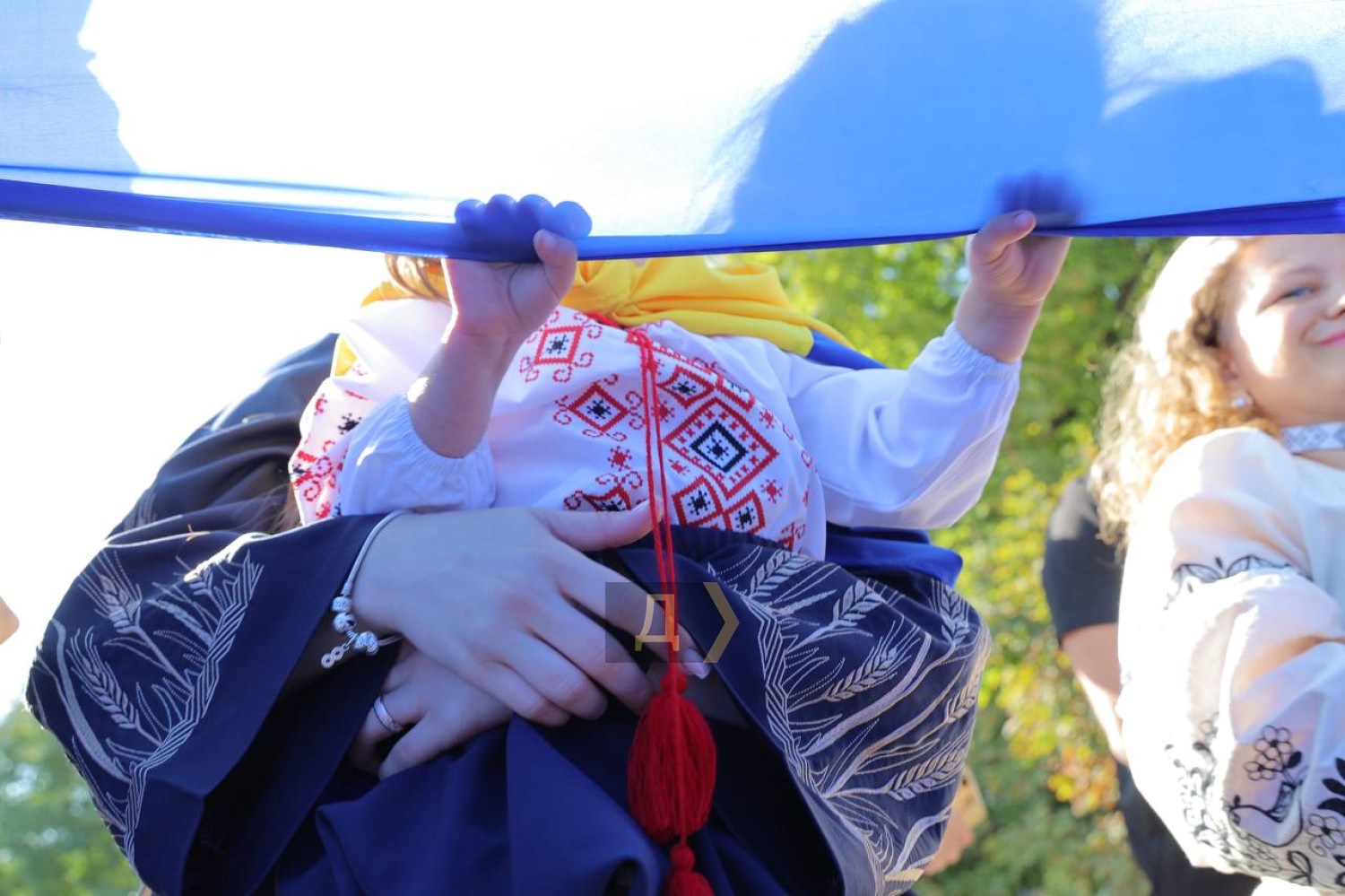 В Одессе подняли огромный флаг в День Независимости Украины: это первое масштабное мероприятие за годы войны