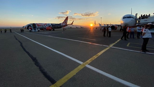 Еще 65 граждан, застрявших на российско-грузинской границе, вернули в Украину &#8212; МИД