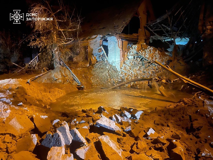 В Запорожье из-за российской атаки пострадали 27 человек, горела многоэтажка.