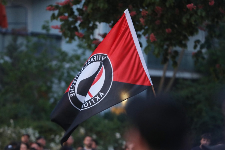 В США и Венгрии организацию &#171;Антифа&#187; признали террористической