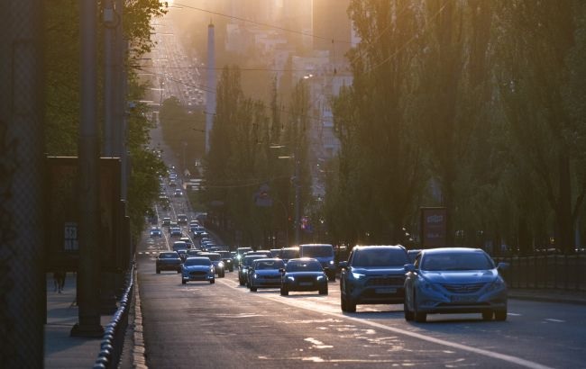 15 сентября из-за ремонта перекрыт в Киеве Броварской проспект