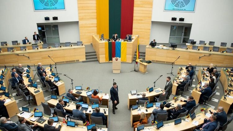 Парламент Литвы разрешил армии оперативнее и проще сбивать воздушные цели