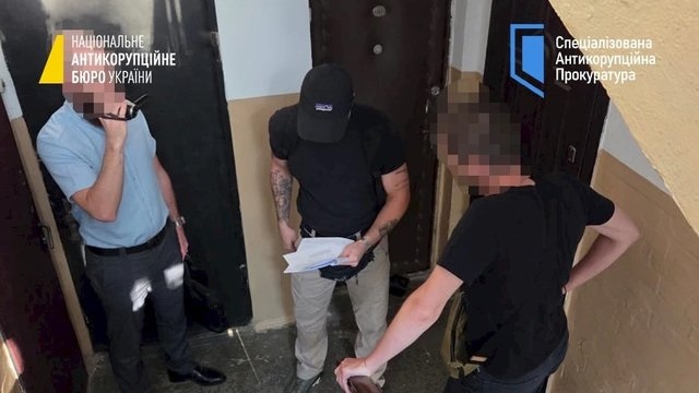 НАБУ обвиняет экс-депутата Иванющенко и основательницу Stolitsa Group Молчанову в завладении 18 га земли под Киевом