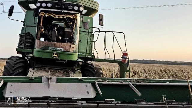 Не менее 11 раненых: РФ ударила ракетой по полю в Сумской области, где люди собирали урожай