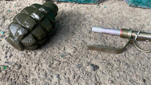 В Лозовой пьяный мужчина взорвал гранату, погиб местный житель: суд избрал меру пресечения