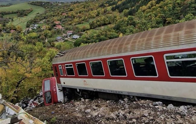 В Словакии задержали машиниста поезда, который попал в аварию с 69 пострадавшими