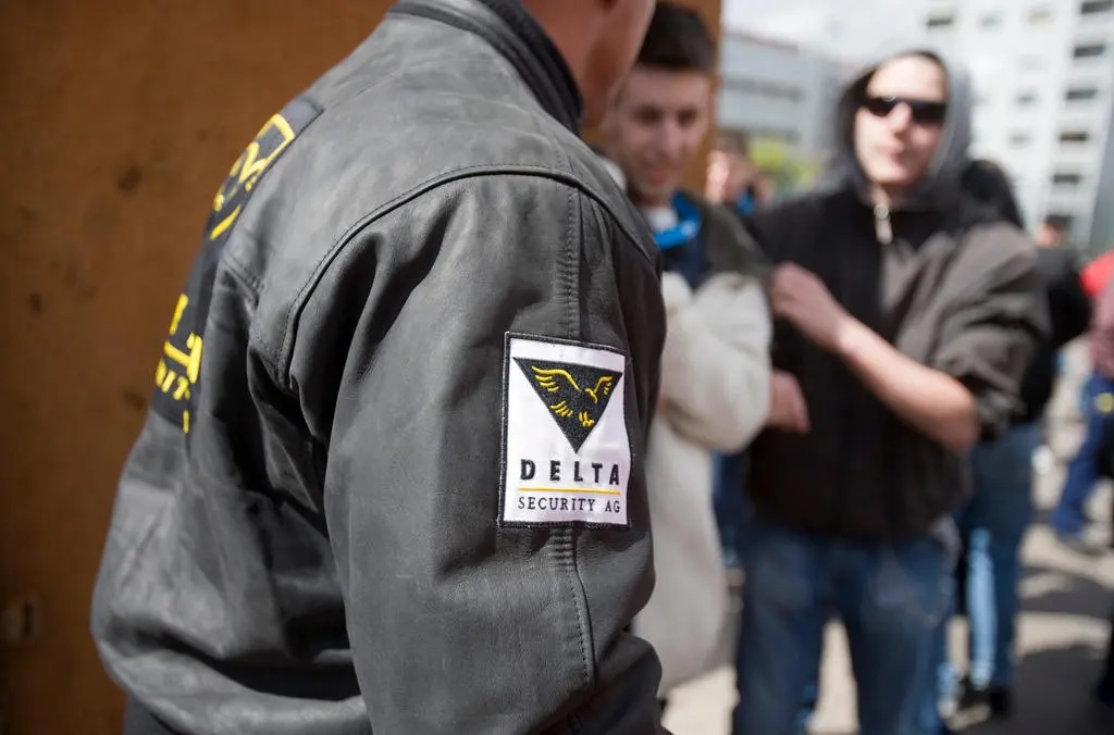 СМИ: швейцарская полиция задержала мужчину, напавшего на украиноязычную семью