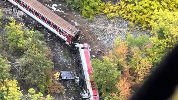 В Словакии назвали вероятную причину лобового столкновения поездов