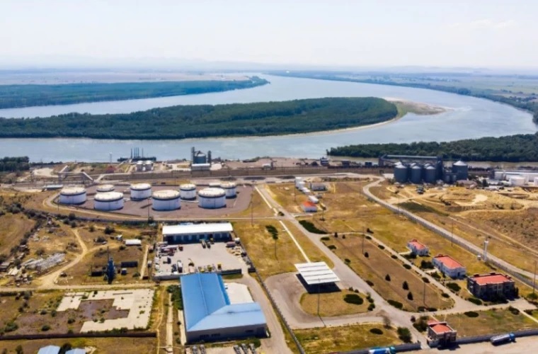 Румыния близка к покупке единственного порта Молдовы с выходом к Черному морю