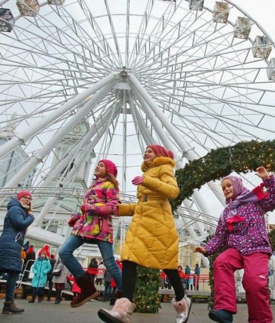 Колесо обозрения в Киеве на Подоле закрыли и демонтируют из-за опасности — КГГА