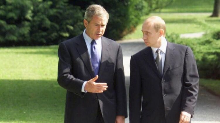 «Присоединение Украины к НАТО создаст конфликт для вас и для нас»: США опубликовали переговоры Путина и Буша задолго до войны в Украине