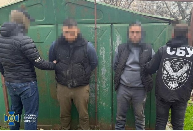 Военнообязанных мужчин на Закарпатье переправляли за рубеж через пустую газовую трубу