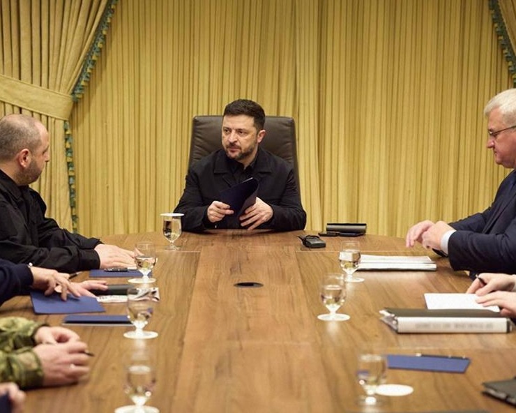 Украина ожидает сигналов от США: Зеленский сделал заявление на фоне переговоров в Москве