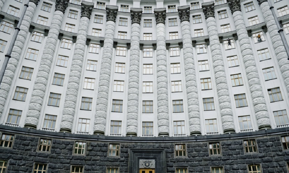 Кабмин Украины хочет лишить возможности работать в такси граждан с судимостями за уголовные правонарушения