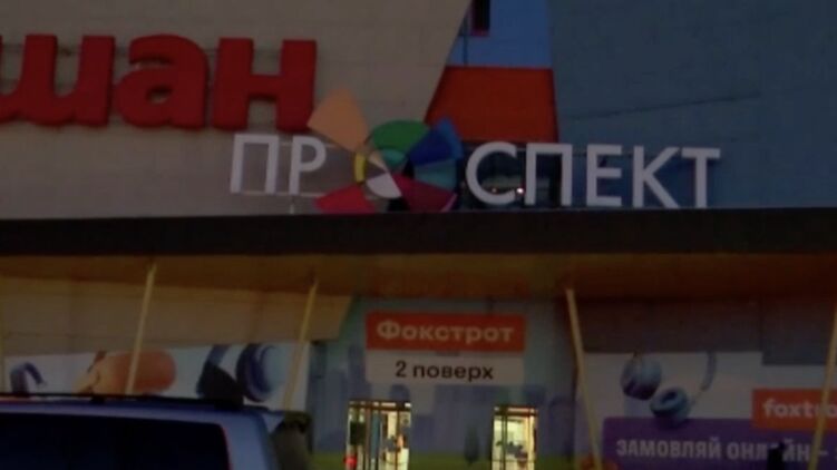 В Киеве из-за отсутствия света закрываются торговые центры — очевидцы