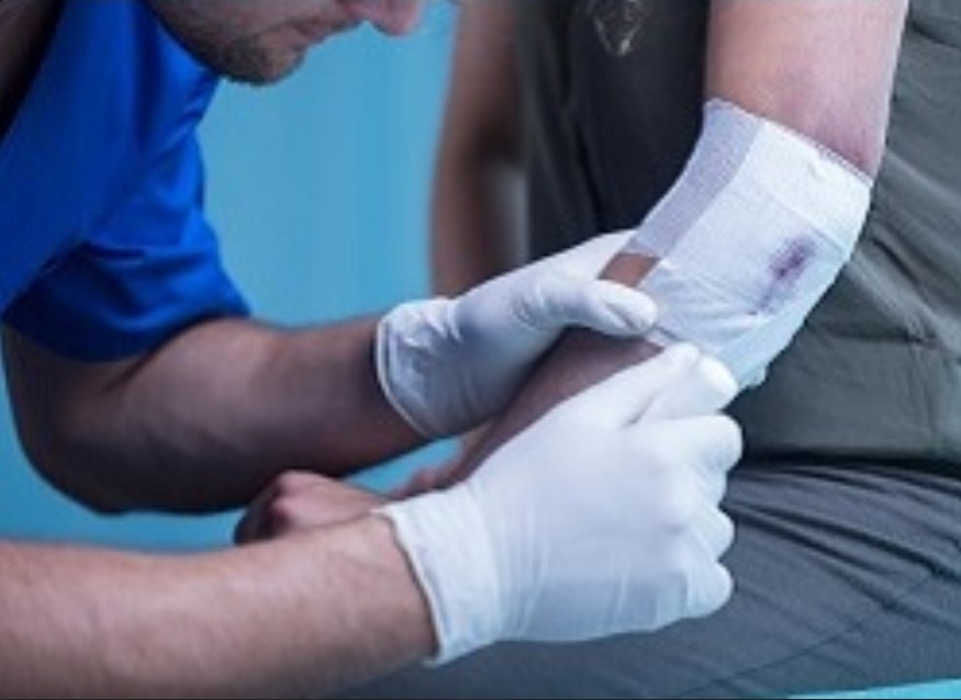 В киевских роддоме и больнице скорой помощи массово увольняют персонал — соцсети