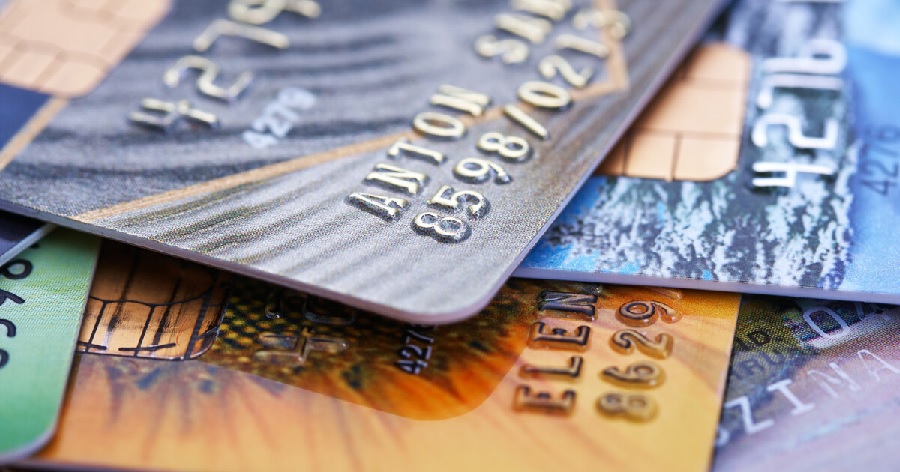 До 11 тысяч гривен: у пользователей доставки Glovo массово списывают огромные чаевые курьерам — соцсети