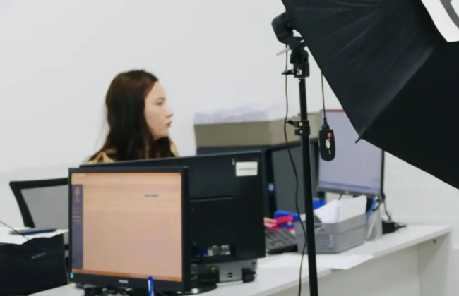 В Госмиграционной службе Украины объяснили, почему при опоздании клиентов не обслуживают