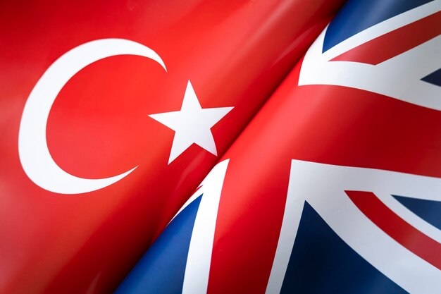 Турция и Британия отказались предоставлять свои военные базы для операции США против Ирана, это начало ослабления НАТО — аналитик