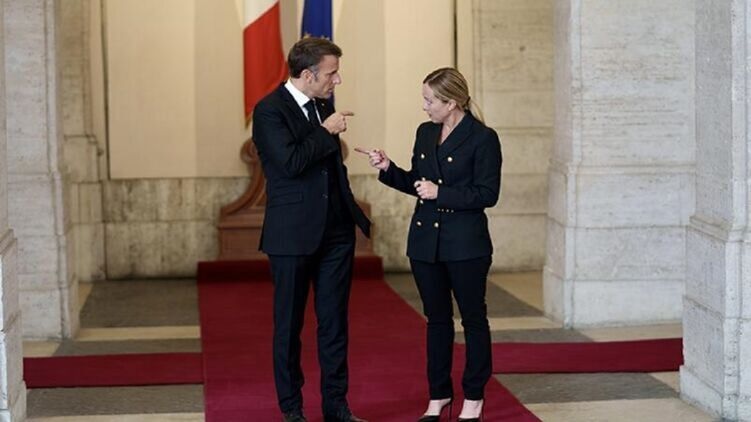 Макрон и Мелони поссорились из-за убийства французского активиста