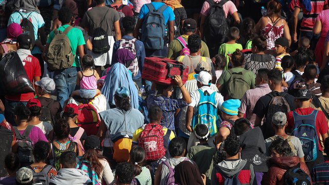 Европарламент одобрил ускоренную депортацию мигрантов, которым отказали в убежище