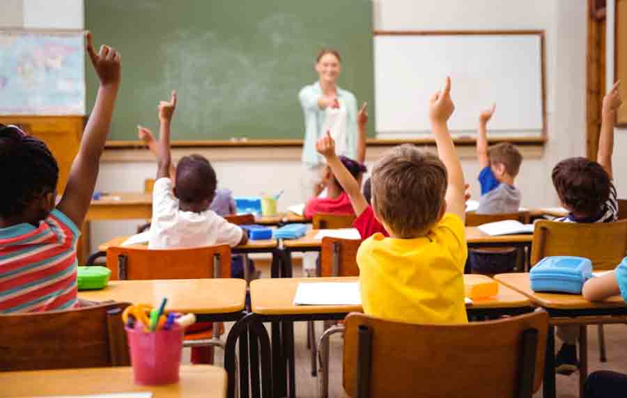 В каждой школе Украины хотят установить металлодетекторы