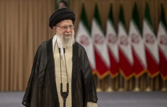 Иран официально подтвердил смерть Хаменеи