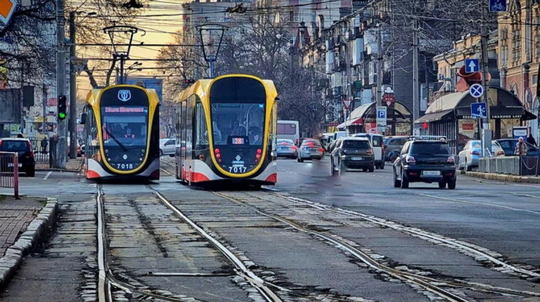 В Киеве 14 марта после атаки РФ остановили часть электротранспорта