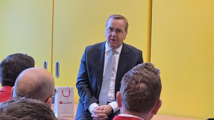 Берлин отказывается отправлять свои военные корабли для разблокирования Ормузского пролива