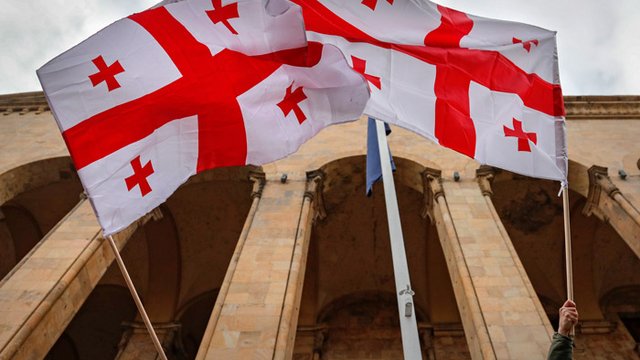 Еврокомиссия с 6 марта пристановила безвиз для владельцев дипломатических и служебных паспортов Грузии