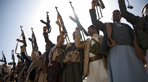 Йеменские хуситы грозятся перекрыть Баб-эль-Мандебский пролив, где ходят военные и торговые корабли