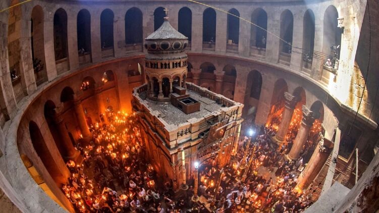 В Иерусалиме впервые в истории приостановили богослужения в храме Гроба Господня — Aleteia