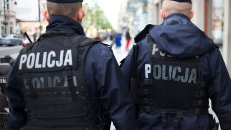 Поляк угрожал украинцу ножом после ссоры в трамвае — Fakt