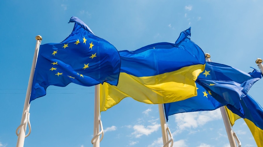 Еврокомиссия: для предоставления Украине 90 млрд надо утвердить еще три документа