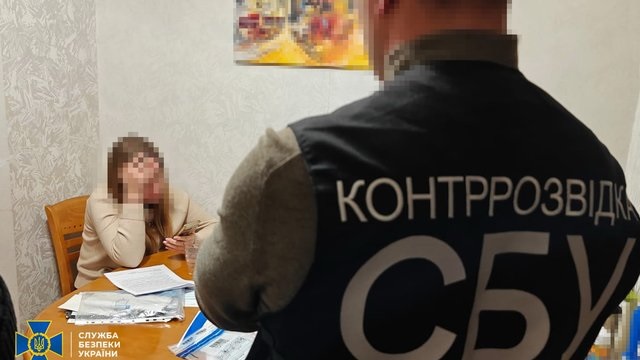 СБУ задержала жительницу Донецкой области, которая пыталась взорвать здание ТЦК и бежать в РФ