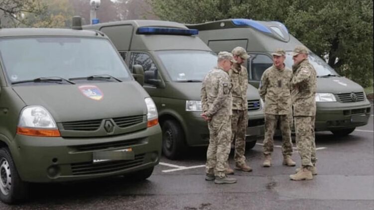 «Заботился о финансовом благополучии семьи»: ТЦК оправдал военкома, который задекларировал золота на миллионы