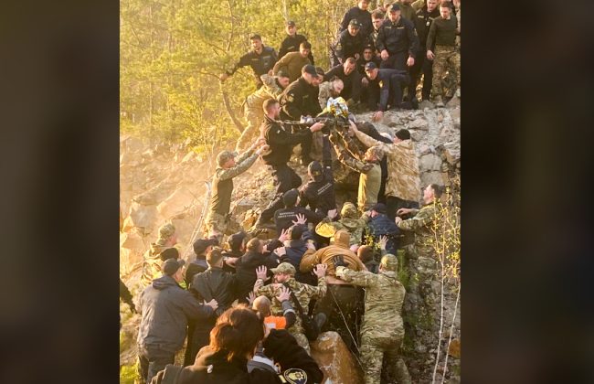 В Ровенской области мальчик упал в карьер и провел там почти сутки