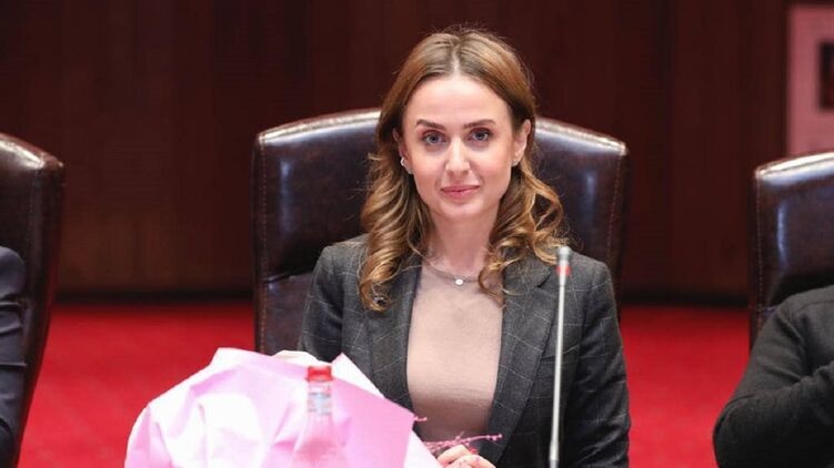 Рада досрочно прекратила полномочия нардепа из «Слуги народа» Володиной