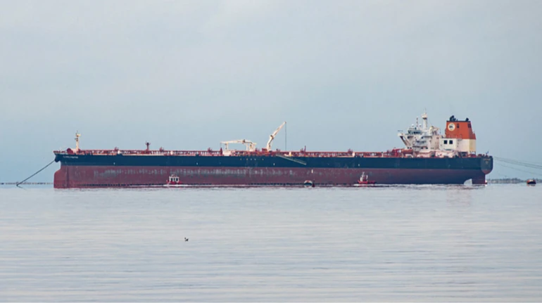 Иран складирует нефть в море: из-за блокады США танкеры превратились в хранилища