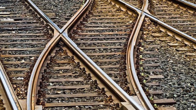 «Укрзализныця» разворачивает более 800 модульных укрытий из-за увеличения обстрелов