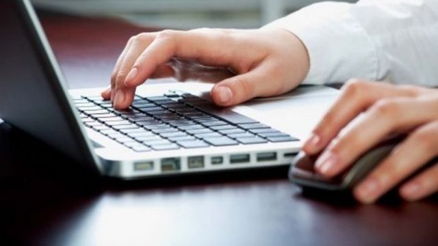 Пять полицейских взяли под стражу за коррупционное прикрытие сети «порноофисов»