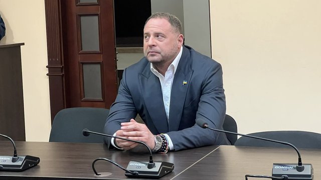 Ермак подтвердил, что в элитном поселке Династия для него строили дом