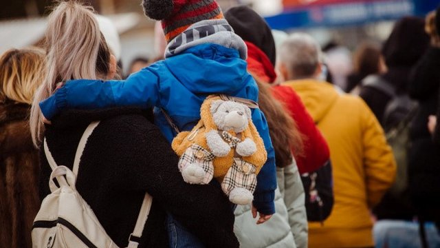 Количество беженцев из Украины в ЕС со статусом временной защиты в начале весны 2026 сократилось на 1,6% – Евростат