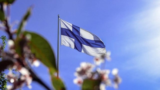 В Финляндии объявляли воздушную тревогу из-за неизвестного дрона: задержали несколько авиарейсов