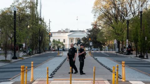 Возле Белого дома США произошла перестрелка с вооруженным мужчиной