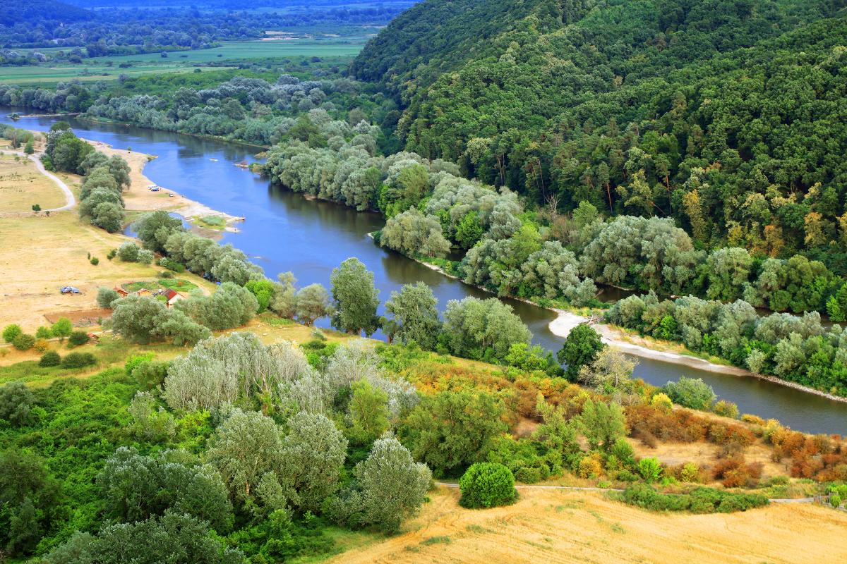 7 альтернатив морю: где украинцы могут отдохнуть у воды