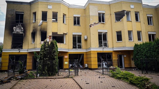 Российская атака 6 июля повредила в Вишневом семь общежитий железнодорожников – министр Кулеба